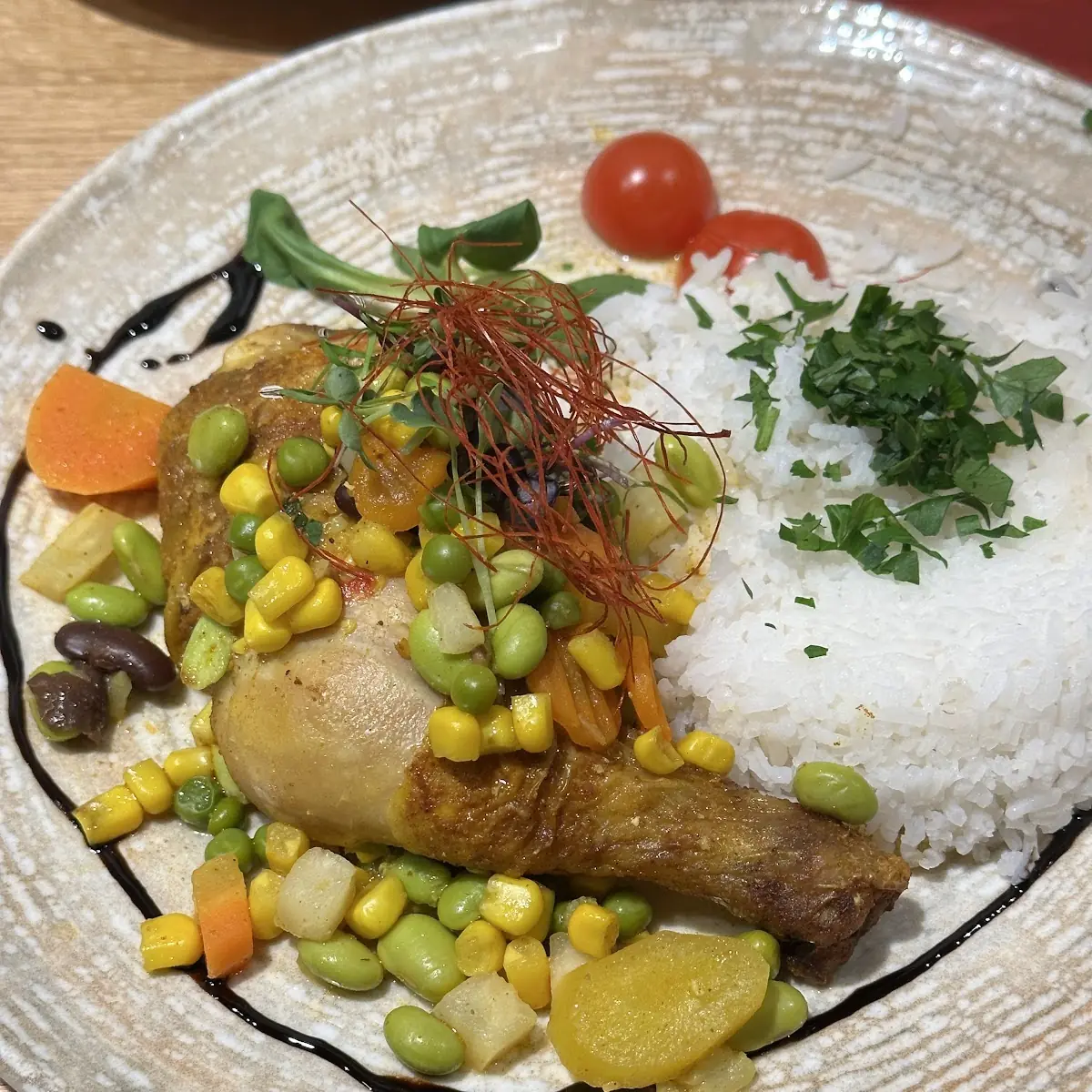 雞腿飯